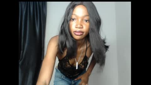 caroline online show from 03.12.26