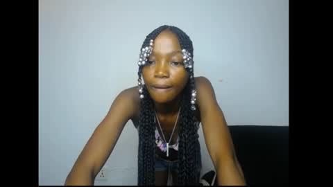 caroline online show from 05.03.26