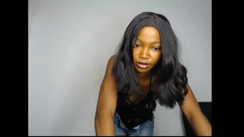 caroline online show from 06.25.26