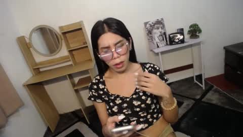 Carolina online show from 12.22.24