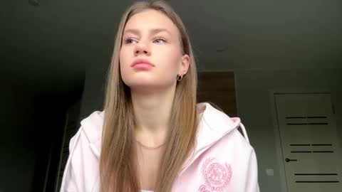 Lisa online show from 12.19.25