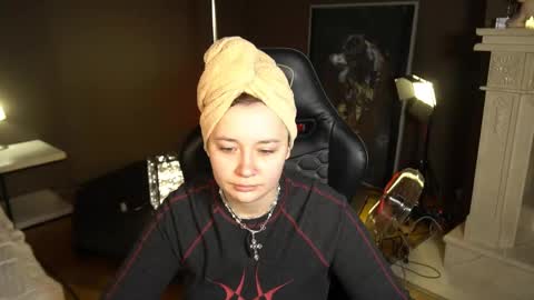 Snapshot of carolina_winter chatting on 02.20.25 Mira online show from 02.20.25