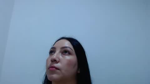 Snapshot of carolina_zabala_19 chatting on 04.26.26 carolina_zabala_19 online show from 04.26.26