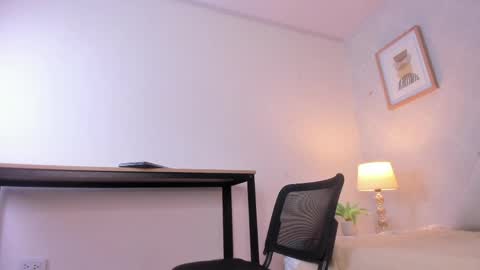  Caroline  online show from 05.11.26