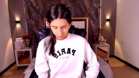 caroline_foster1 online show from 03.05.26