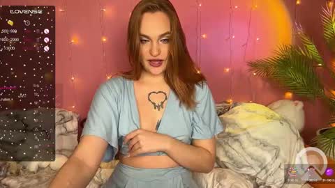 Snapshot of caroline_kiparis chatting on 02.20.25 Caro online show from 02.20.25