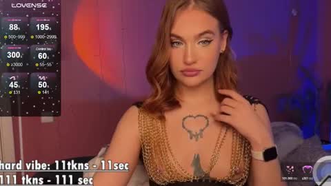 Snapshot of caroline_kiparis chatting on 03.06.25 Caro online show from 03.06.25