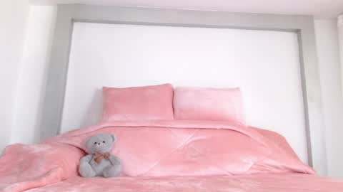 caroline online show from 01.10.25