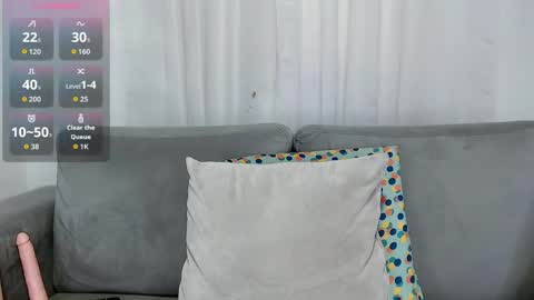 Caroline  online show from 09.29.25