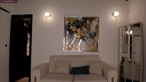 Caro online show from 11.10.25