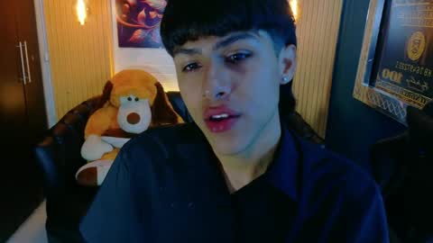 carolinejesh online show from 03.21.26