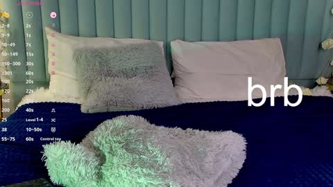 Snapshot of carolreeves chatting on 01.19.25 Carol online show from 01.19.25