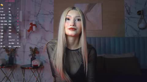 Snapshot of carolreeves chatting on 10.21.25 Carol online show from 10.21.25