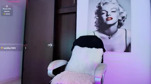 Snapshot of carolyne_sweet chatting on 02.09.26 carolyne_sweet online show from 02.09.26