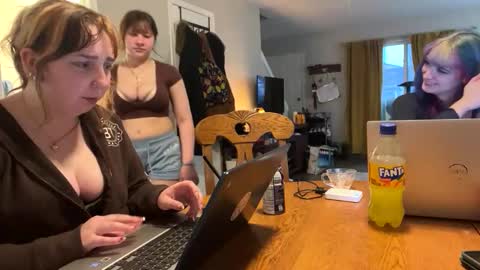 carpetmunchers online show from 03.31.26