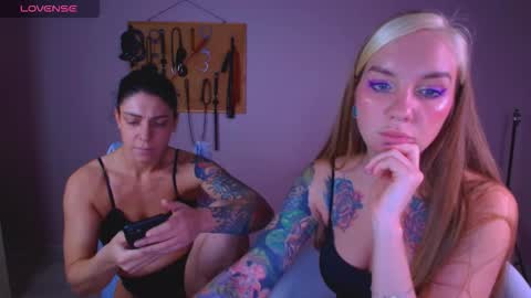 Carrie online show from 11.19.25