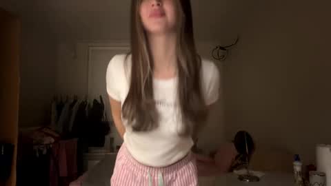 Snapshot of carrybodrick chatting on 12.05.25 Kira online show from 12.05.25