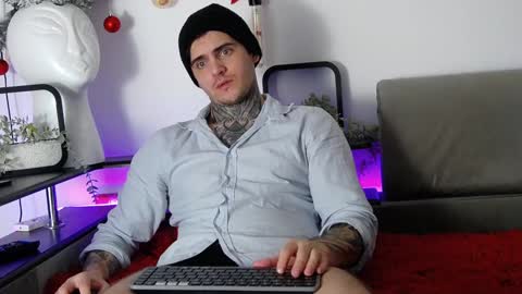 Snapshot of carter_reos chatting on 01.02.25 Carter online show from 01.02.25