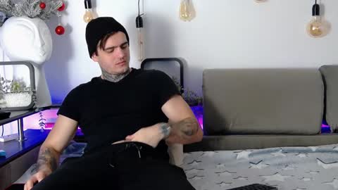 Snapshot of carter_reos chatting on 01.09.25 Carter online show from 01.09.25