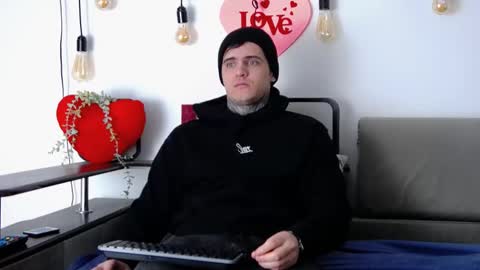 Snapshot of carter_reos chatting on 02.14.25 Carter online show from 02.14.25