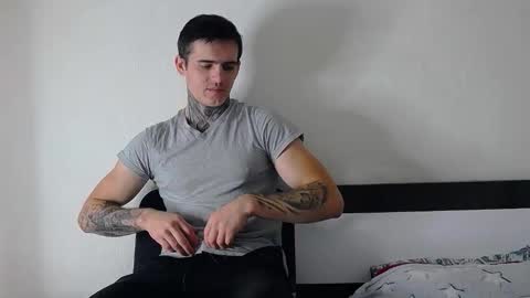 Snapshot of carter_reos chatting on 10.28.25 Carter online show from 10.28.25