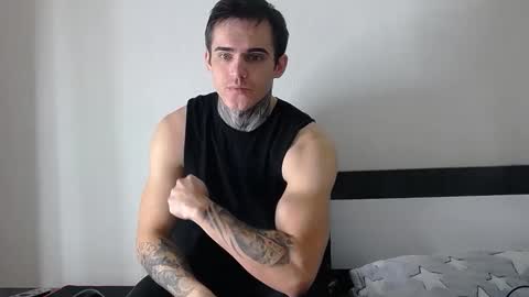 Snapshot of carter_reos chatting on 11.04.25 Carter online show from 11.04.25