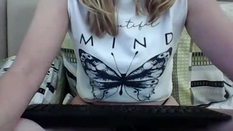 Snapshot of casaliniciantee chatting on 06.21.26 casaliniciantee online show from 06.21.26