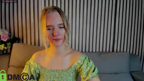 Casey sweeet online show from 10.21.25