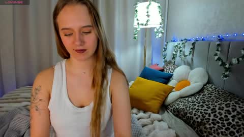 Casey sweeet online show from 03.28.26