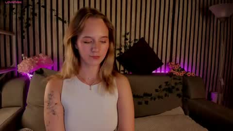 Casey sweeet online show from 06.08.26