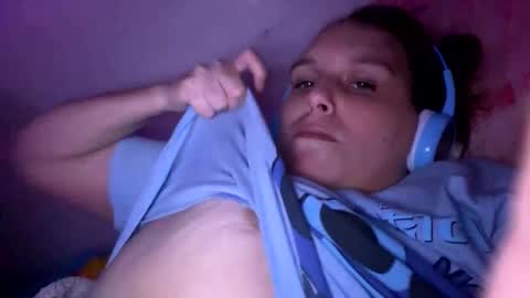 Cash Couple online show from 11.24.25