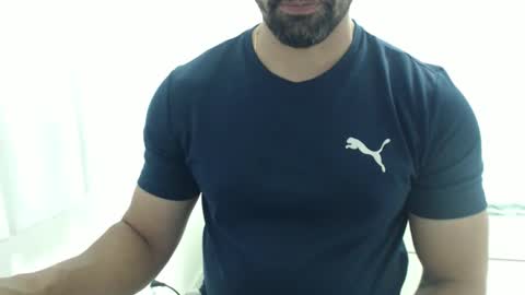 cashmastermuscle77 online show from 11.25.25