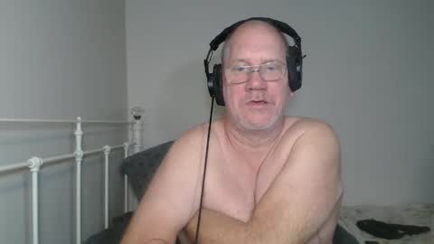 Snapshot of casinocam chatting on 02.12.26 CasinoCam online show from 02.12.26