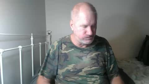 Snapshot of casinocam chatting on 02.13.26 CasinoCam online show from 02.13.26