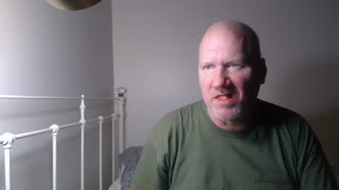 Snapshot of casinocam chatting on 02.19.26 CasinoCam online show from 02.19.26