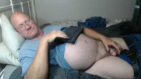 Snapshot of casinocam chatting on 04.14.26 CasinoCam online show from 04.14.26