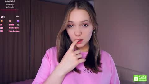 Snapshot of cassicompagna chatting on 10.03.25 Adele online show from 10.03.25