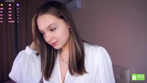 Snapshot of cassicompagna chatting on 10.05.25 Adele online show from 10.05.25