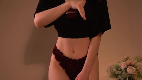 Cassie online show from 12.18.25