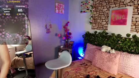 Casie  online show from 03.04.25