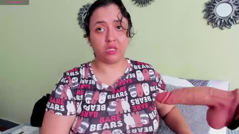 Snapshot of cassie_ibarra_ chatting on 04.15.26 Cassie online show from 04.15.26