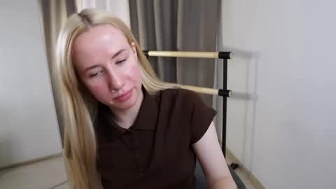 Cassie online show from 11.03.25