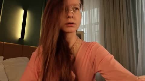 Snapshot of cassiecool chatting on 02.27.26 assie online show from 02.27.26