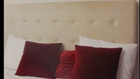 CassieHilton online show from 02.02.25