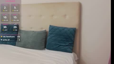 CassieHilton online show from 09.10.25