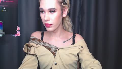 Cassie online show from 01.08.25