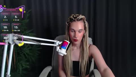 Cassie online show from 12.01.25