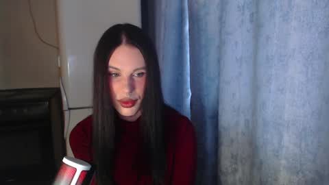 Snapshot of cassiemich chatting on 05.09.26 Cassie online show from 05.09.26