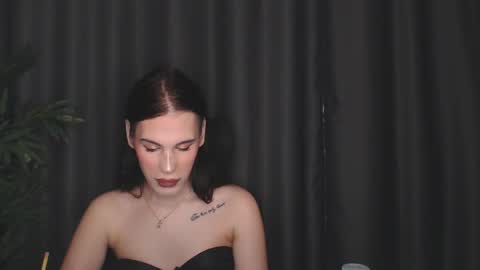 Snapshot of cassiemich chatting on 05.29.26 Cassie online show from 05.29.26
