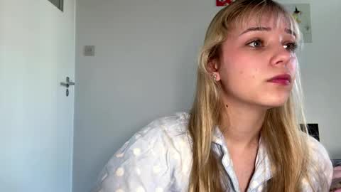 Olivia online show from 04.09.26